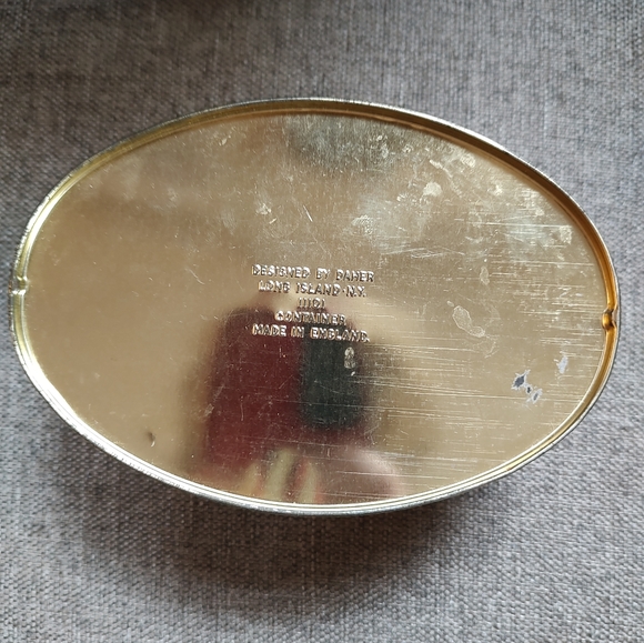 Vintage Daher Decorated Tin Easter Oval Container - Picture 4 of 8